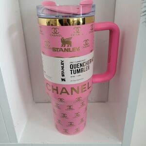 Stanley Pink Quencher H2.0 Tumbler